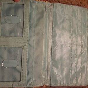 Vera Bradley Bags - Vera Bradley Wallet Vera Bradley Bags - Vera Bradley Wallet